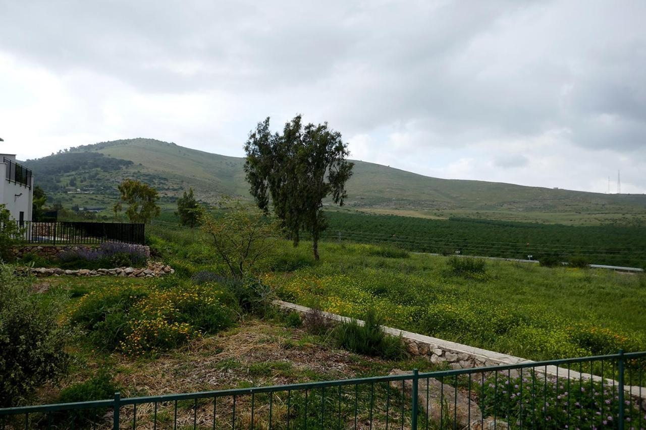 נוריות בגלבוע 1 Villa Nurit Екстериор снимка